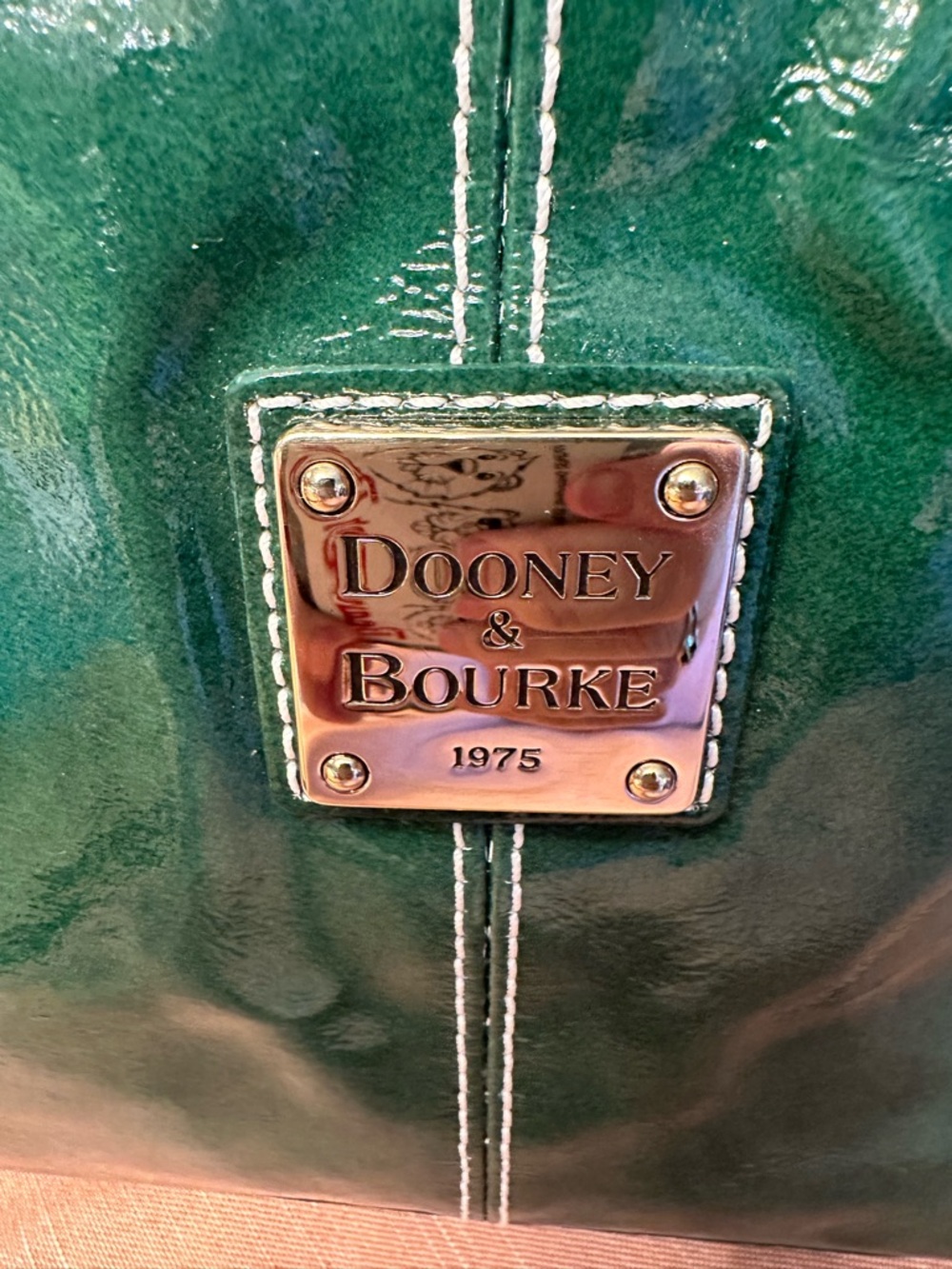 Vintage Y2K Dooney & Bourke Green Patent medium Chiara Leather tote bag NWT - Picture 3 of 11